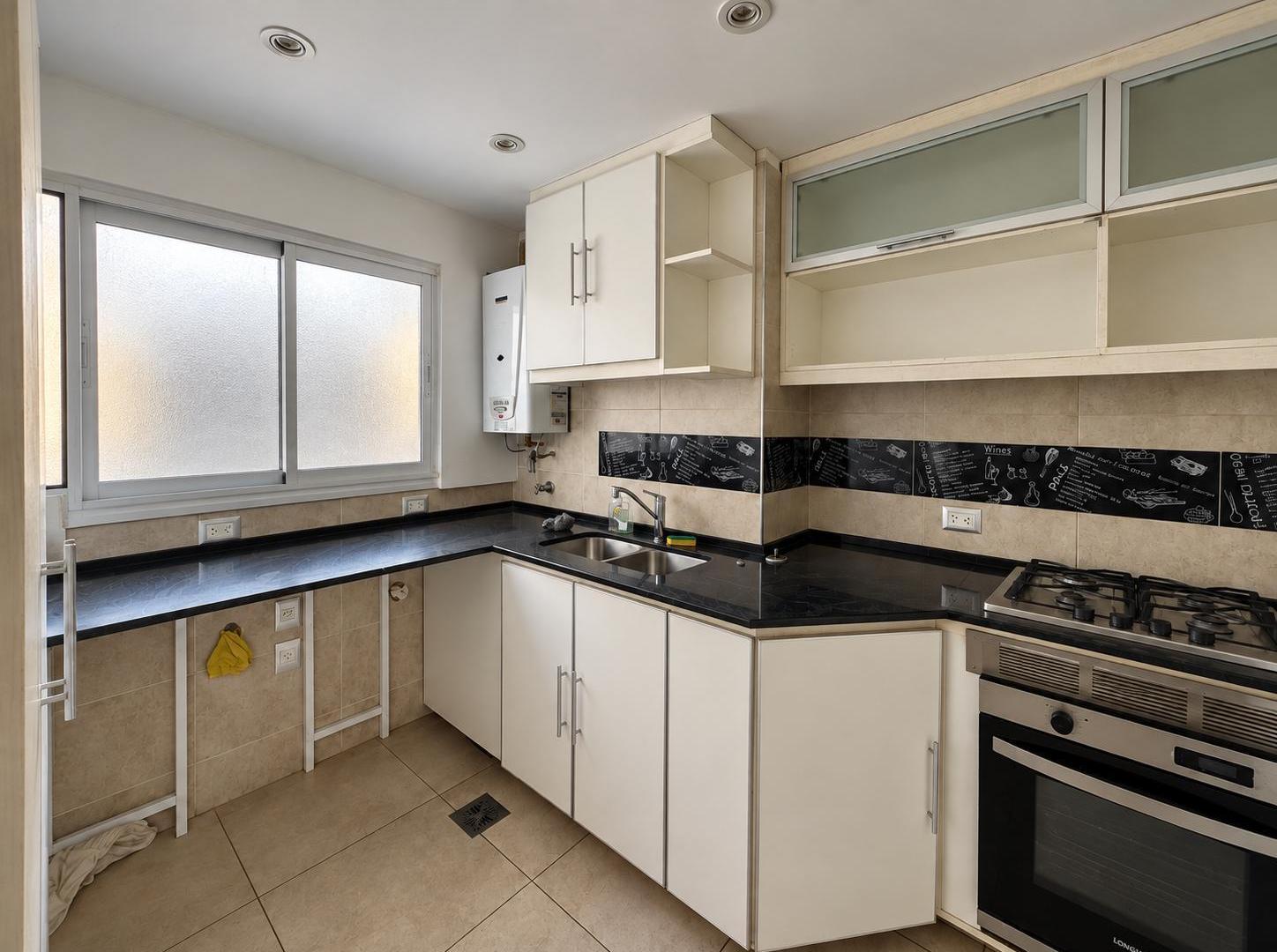 Foto de Venta de Departamento SEMIPISO de 3 Ambientes Con Cochera en Caballito, imagen 1