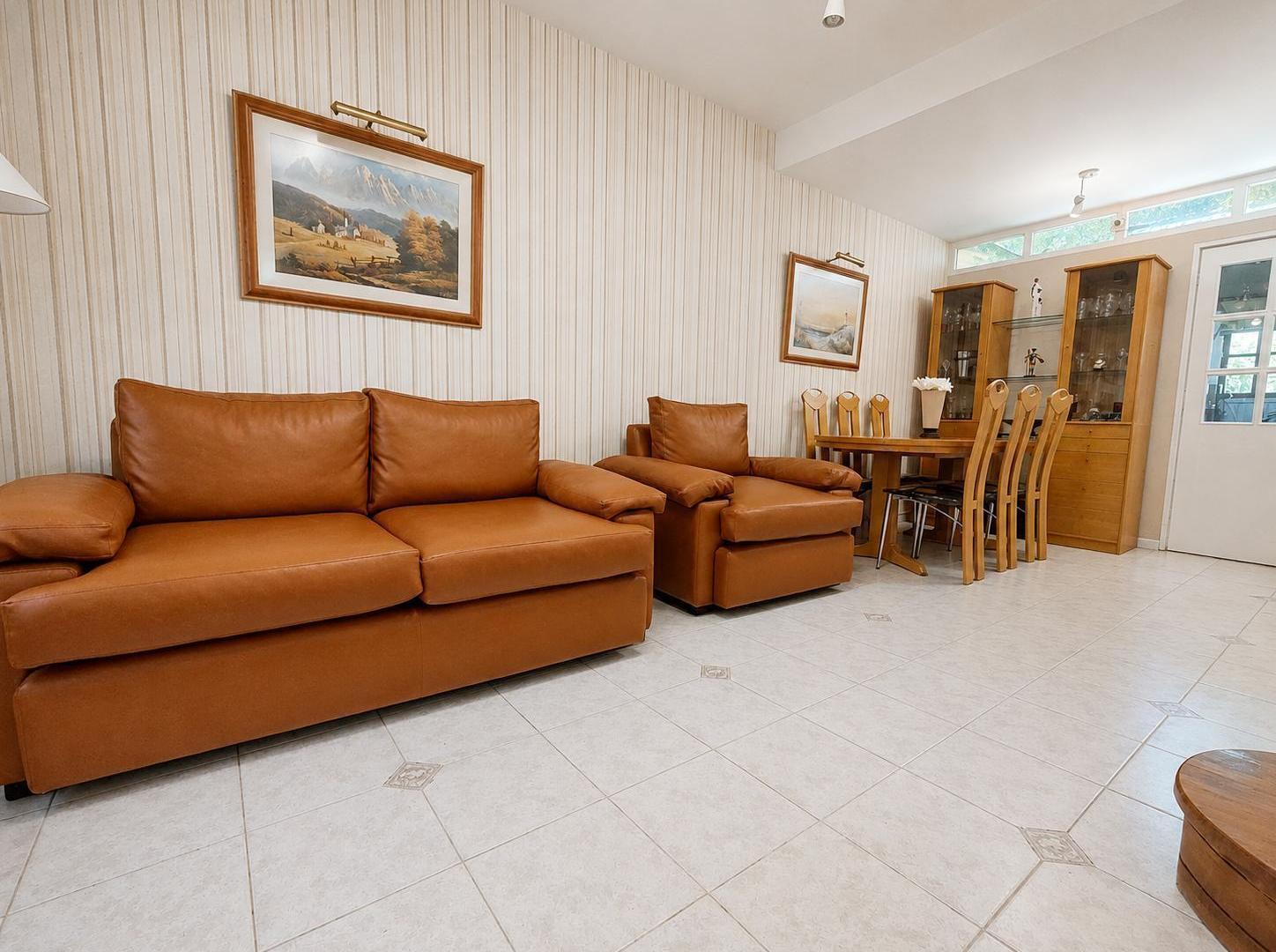 Foto de RETASADA!! Venta de Casa 3 ambientes Con Cochera, Patio y Parrilla en, imagen 5