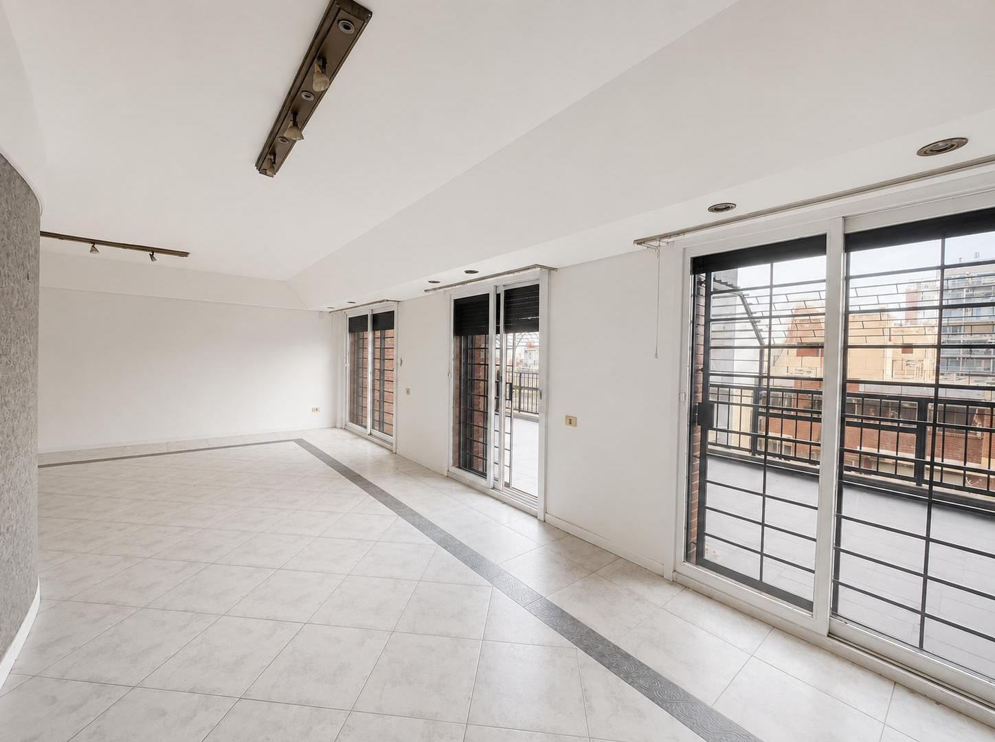 Foto de RESERVADO! Venta de Departamento 5 Ambientes Con Balcón Terraza, imagen 4