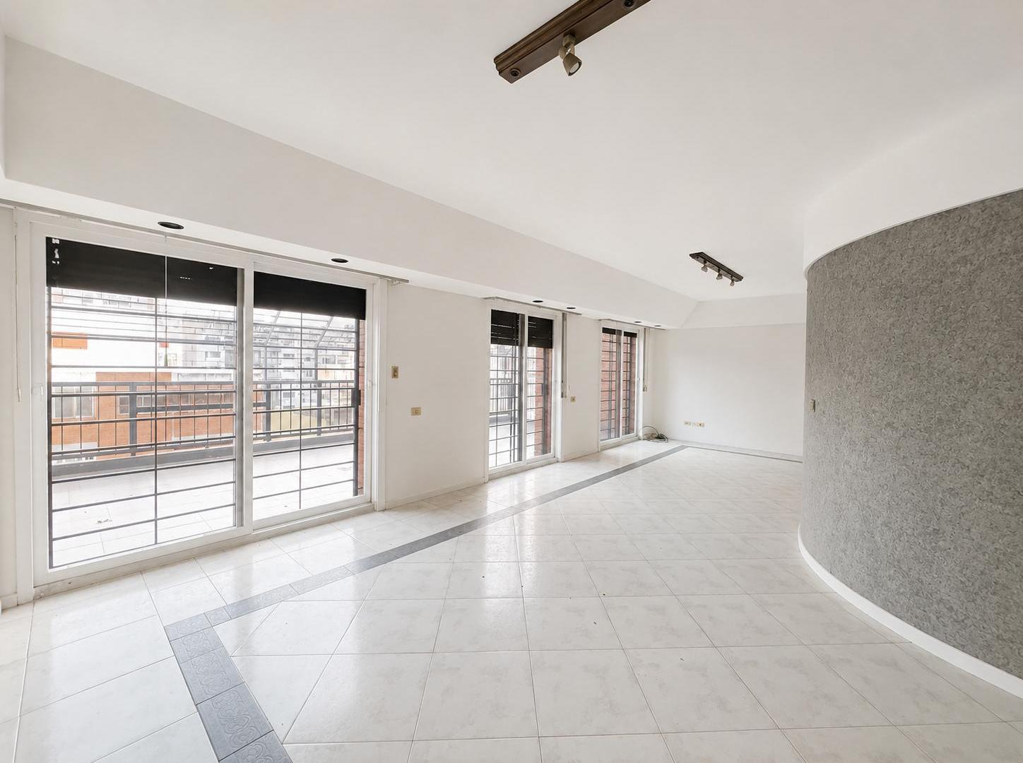 Foto de RESERVADO! Venta de Departamento 5 Ambientes Con Balcón Terraza, imagen 1