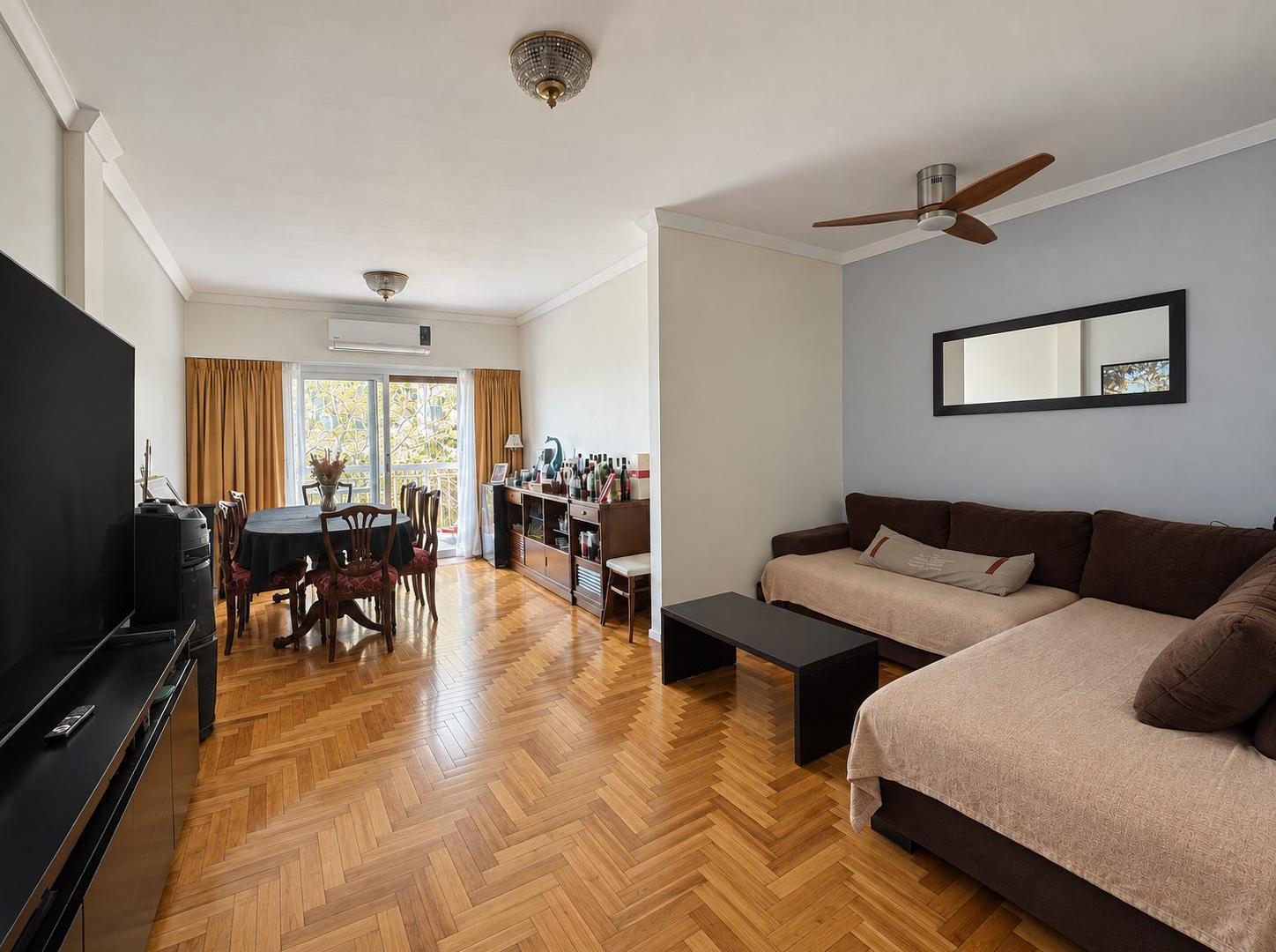 Foto de Venta de Departamento 4 Ambientes Con Dependencia y Cochera en Caballito, imagen 1