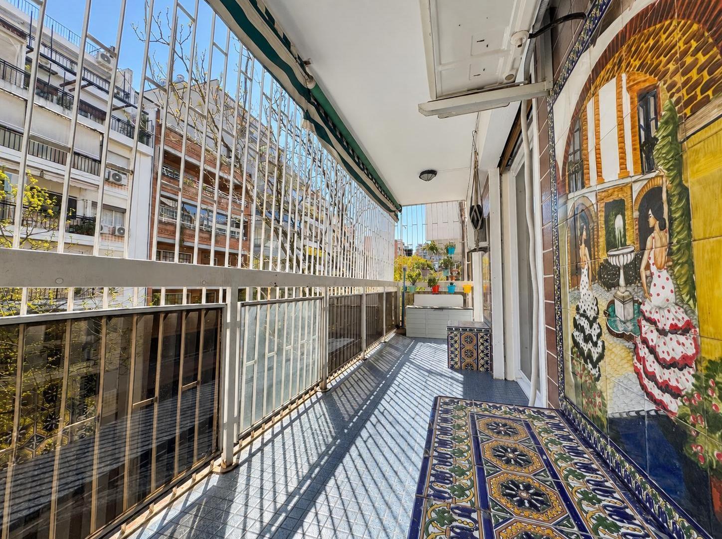 Foto de Venta de Departamento 4 Ambientes Con Dependencia y Cochera en Caballito, imagen 3
