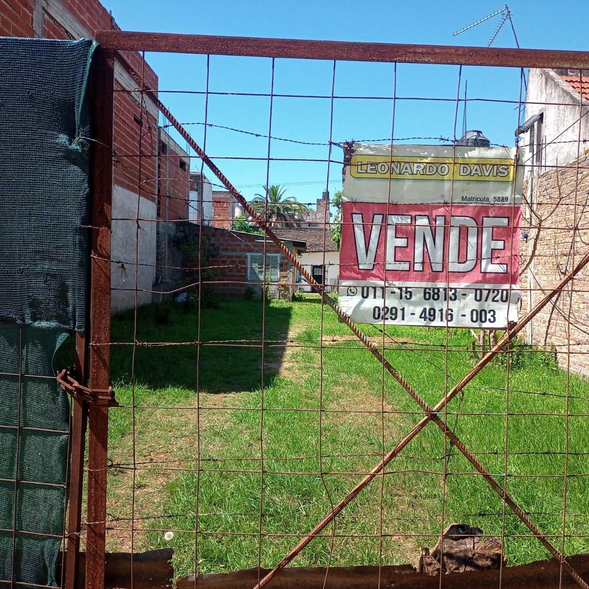 DOS CASAS EN ZONA DE LA SALADA