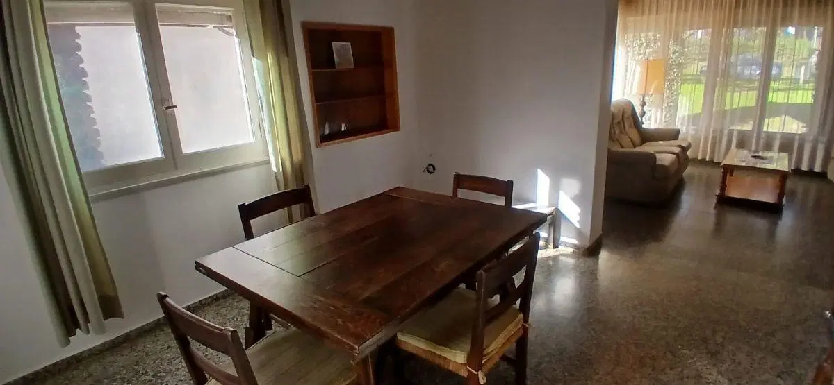Amplia casa en venta, en Barrio Golf de Sierra de la Ventana 2