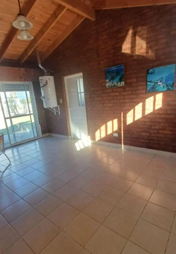Hermosa propiedad en venta en Saldungaray 5