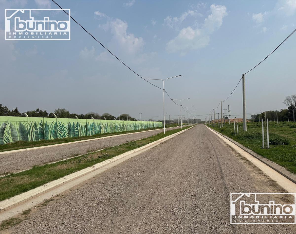 Foto de Terreno en venta en Barrio "El Naranjo" - Ibarlucea, imagen 2