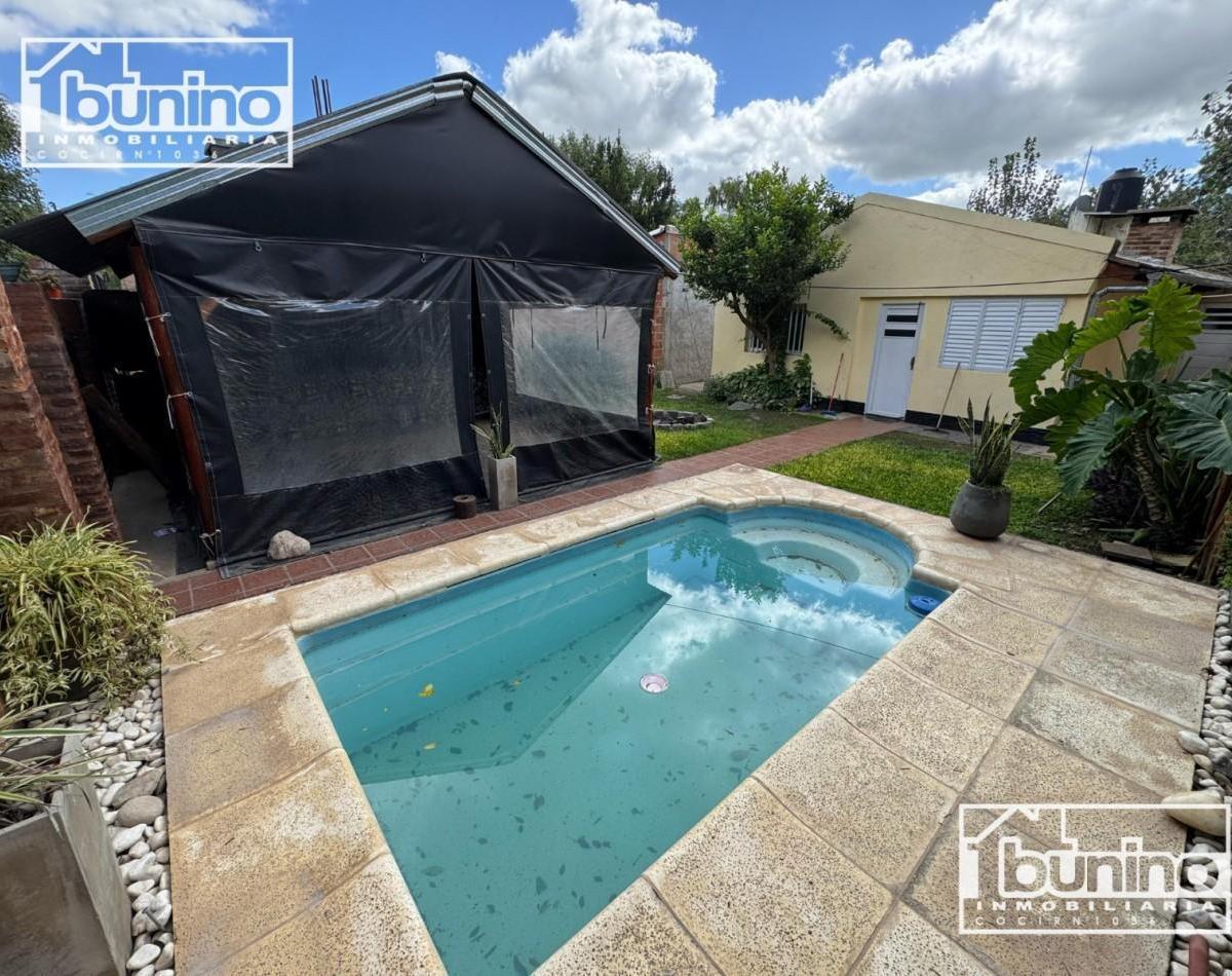 Casa en Venta, Apta Credito - 2 Dorm. + Comodin, Ibarlucea 5