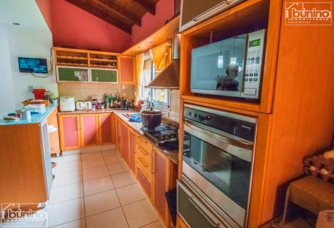 Casa en Venta en Funes - 4 Dorm. 2