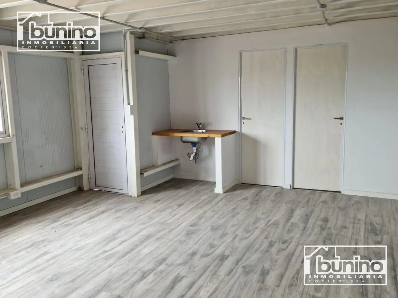 Galpon en alquiler permanente en zona industrial - Roldan 4