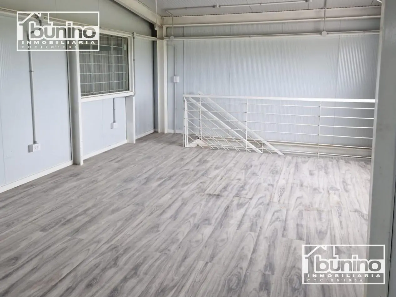 Galpon en alquiler permanente en zona industrial - Roldan 5