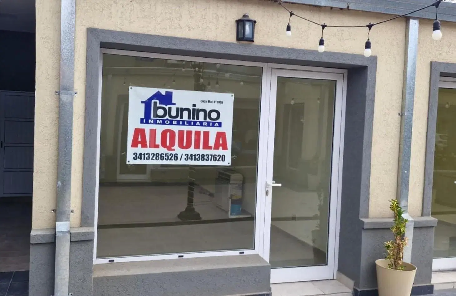 Local comercial en el centro de Ibarlucea 3
