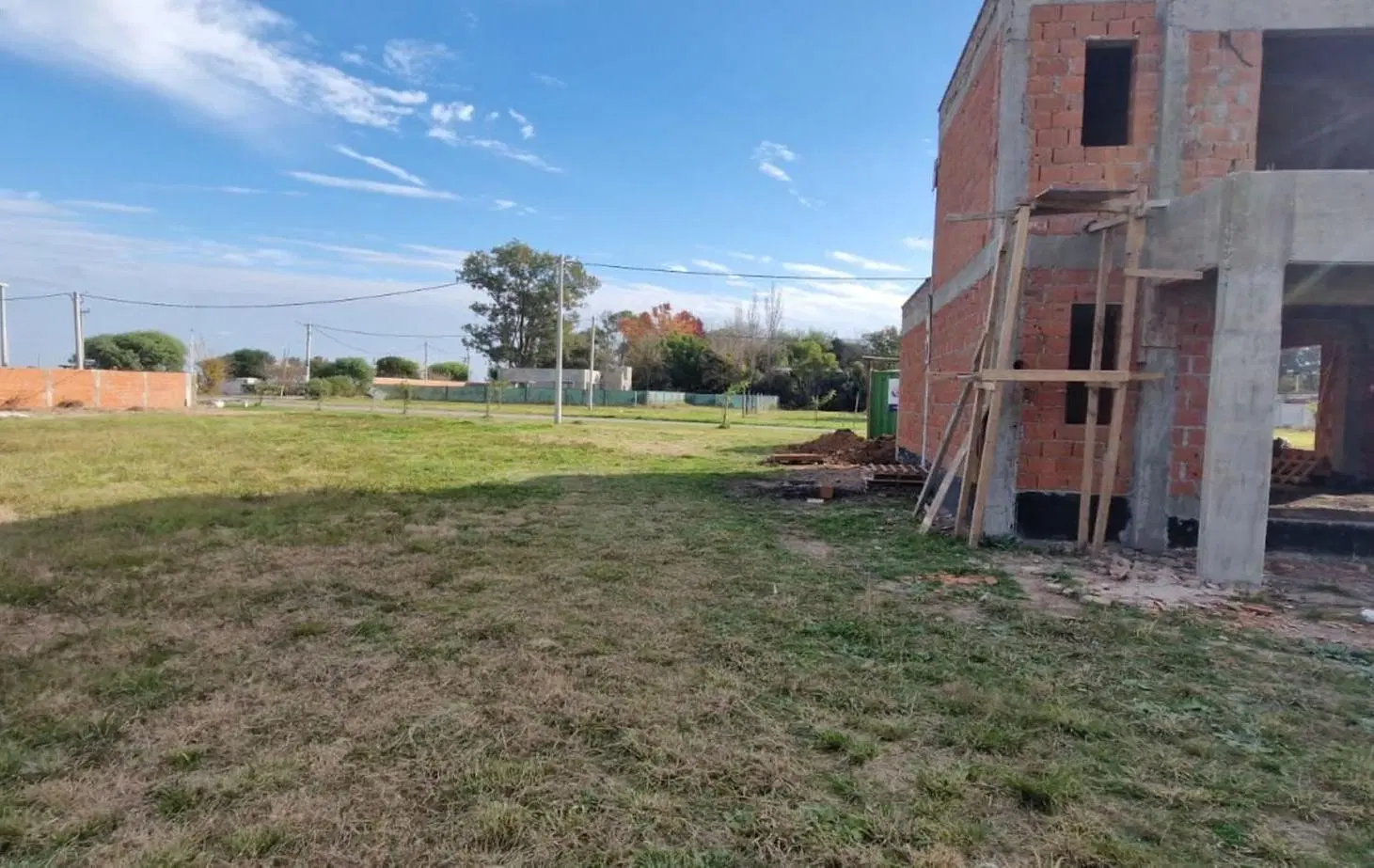 Lote en venta Fincas de Ibarlucea 2