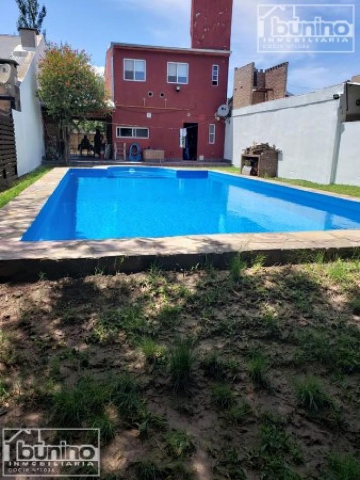 Foto de Casa alquiler temporario en Funes - 3 habitaciones con piscina, imagen 2