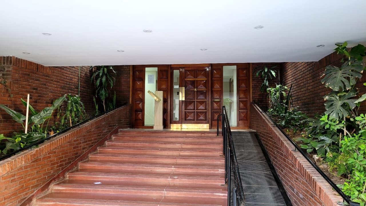 Foto de Belgrano, En Venta, 3amb, piso alto, todo luz y sol, imagen 2
