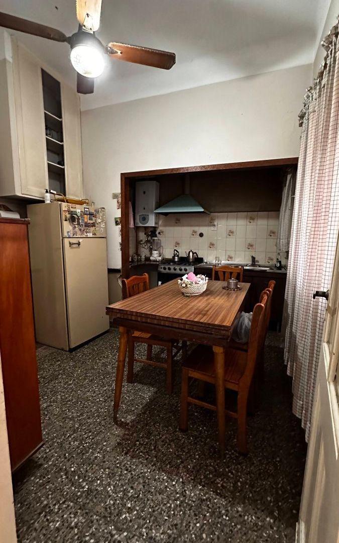 Foto de Casa 4 Amb. Garage. Terraza. APTO CREDITO. - Yerbal 189 - Ramos Mejía, imagen 1