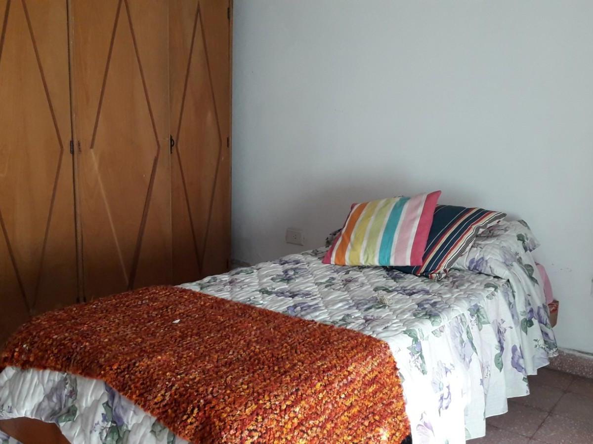 Apta Crédito Hipotecario. Muy Buena Casa, con Buen Acceso. 1
