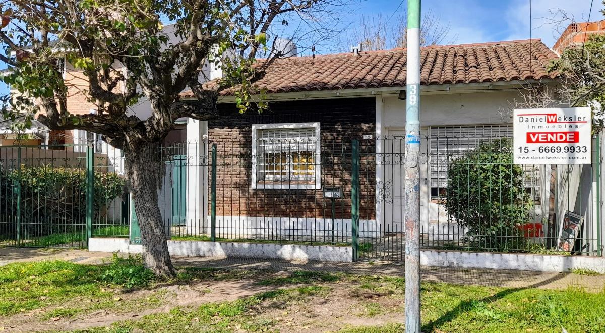 Chalet de 3 Ambientes con Fondo Libre 2