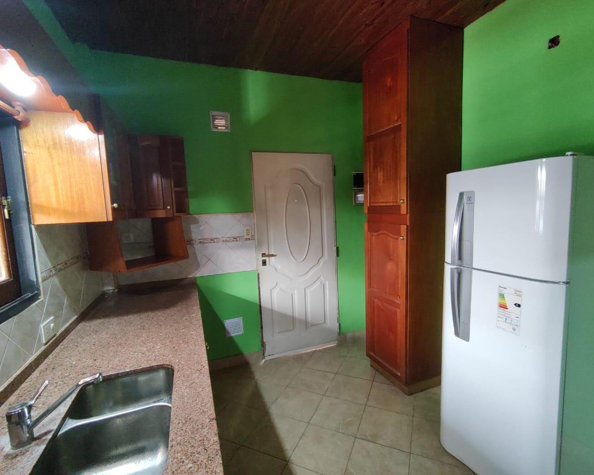 Chalet en Barrio Alcorta de 3 Dorm. 1