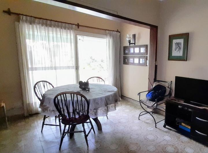 Casa amplia muy bien ubicada. 5