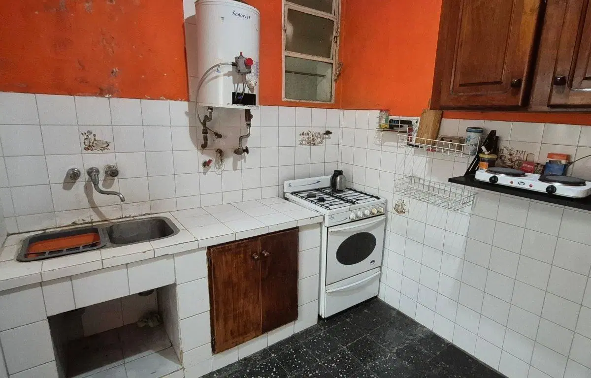 Chalet en venta en Paso del Rey. 3 ambientes con cochera y fondo. Oportunidad 8