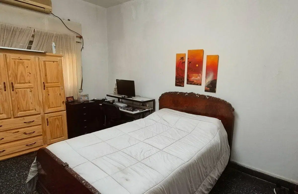 Chalet en venta en Paso del Rey. 3 ambientes con cochera y fondo. Oportunidad 4