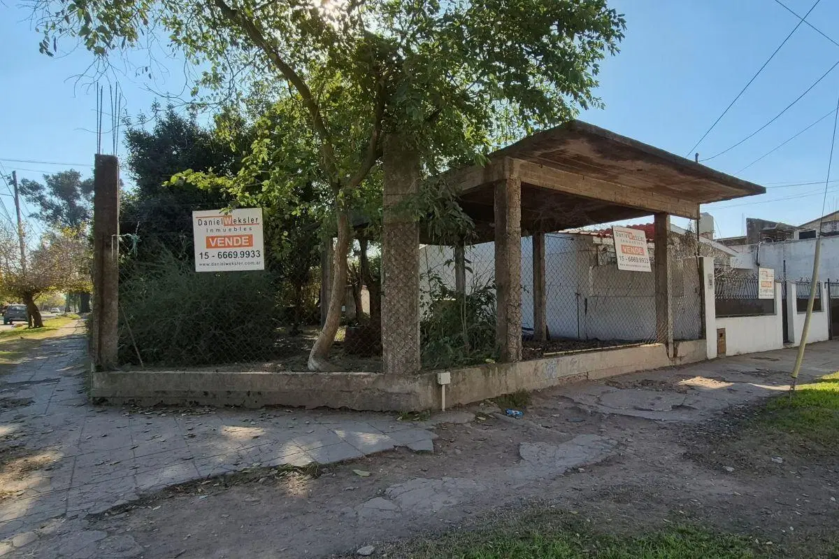 Esquina Comercial con mucho potencial en Venta 4