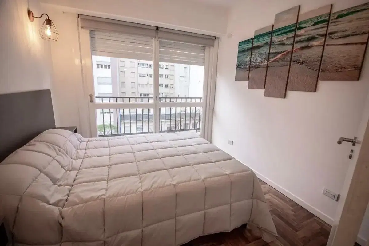 Departamento de dos ambiente con balcón a cuadras del Mar 4