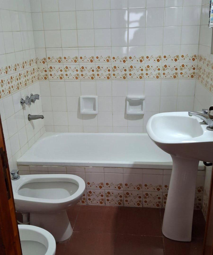 Foto de 1 ambiente sin muebles,contrafrente, con balcon, imagen 2