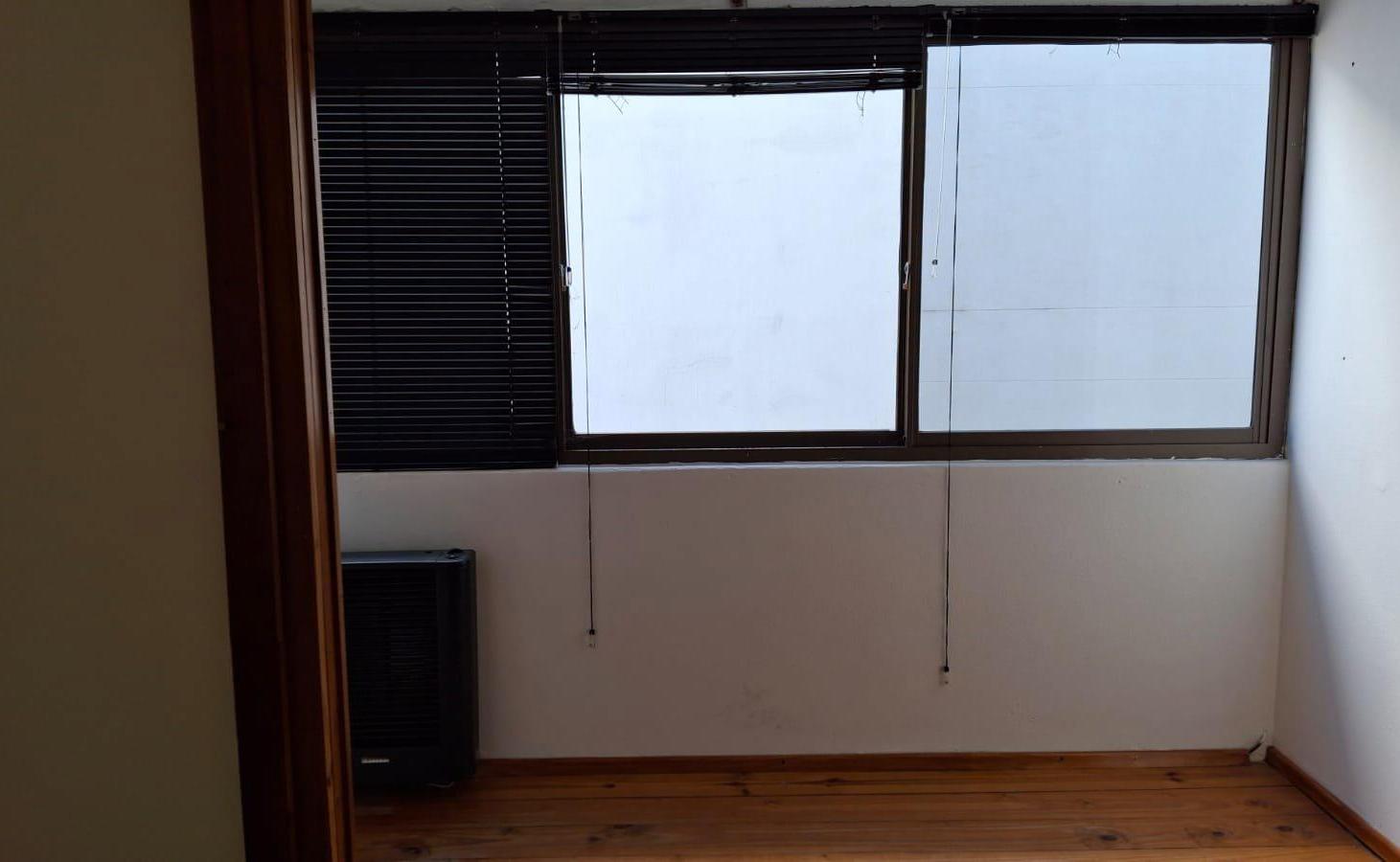 Foto de 1 ambiente sin muebles,contrafrente, con balcon, imagen 3
