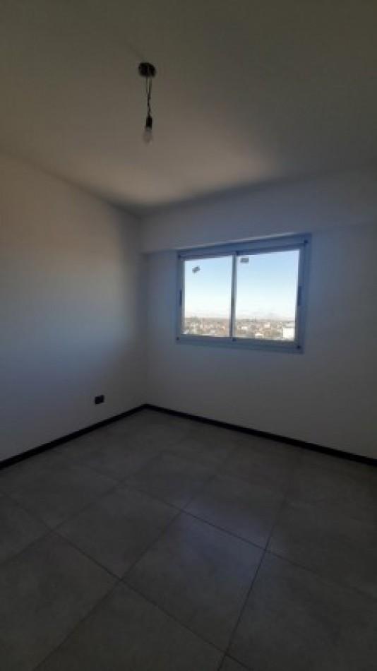 Foto de Hermoso departamento de 3 amb con cochera en remedios de escalada, imagen 5