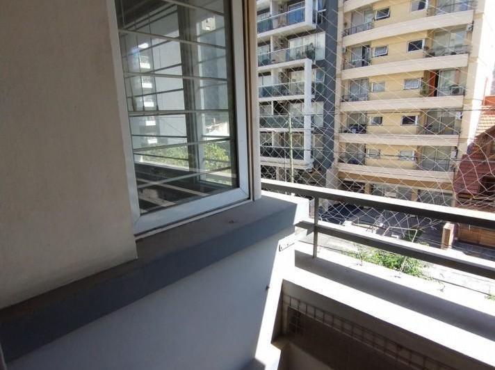 Hermoso depto 2 amb al frente centrico Sarmiento 230 5