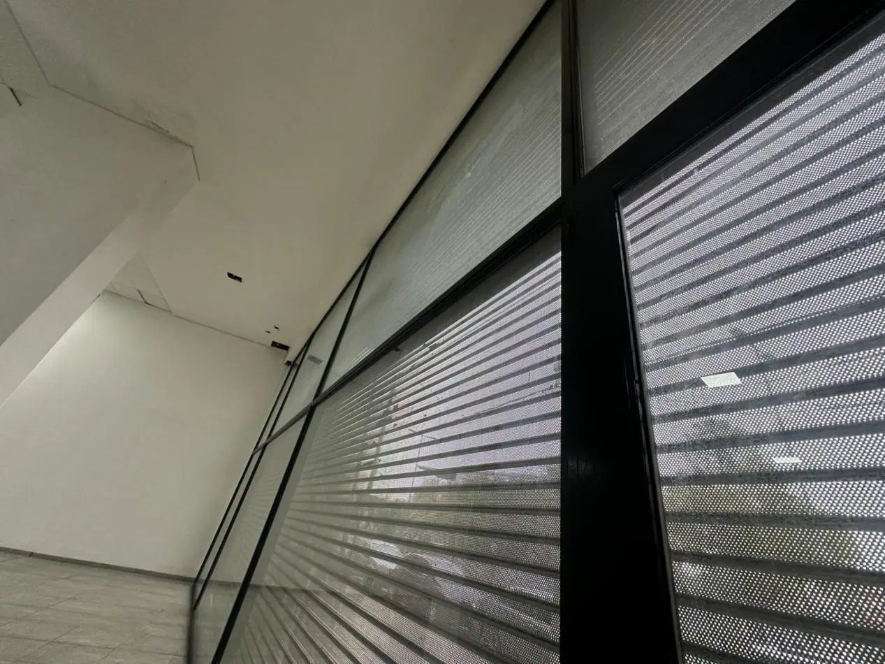 LOCAL COMERCIAL EN ALQUILER | 29 DE SEPTIEMBRE 3840, REMEDIOS DE ESCALADA Superficie: aprox. 300 m² 4