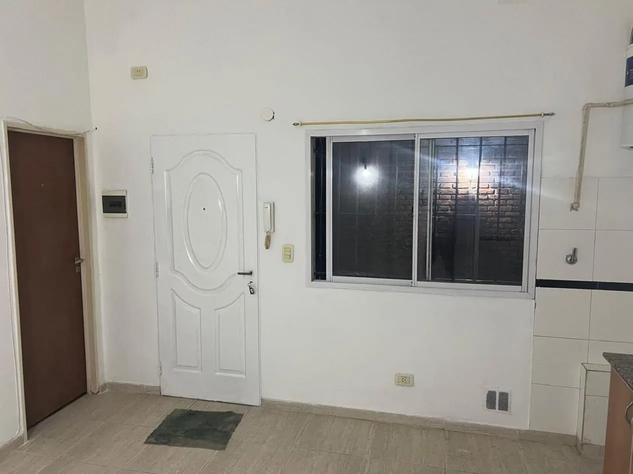 PH EN ALQUILER | 1 DORMITORIO | PLANTA BAJA | ADROGUE 4