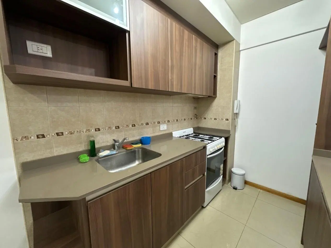 MONOAMBIENTE EN ALQUILER | PISO 3 | BANFIELD 5