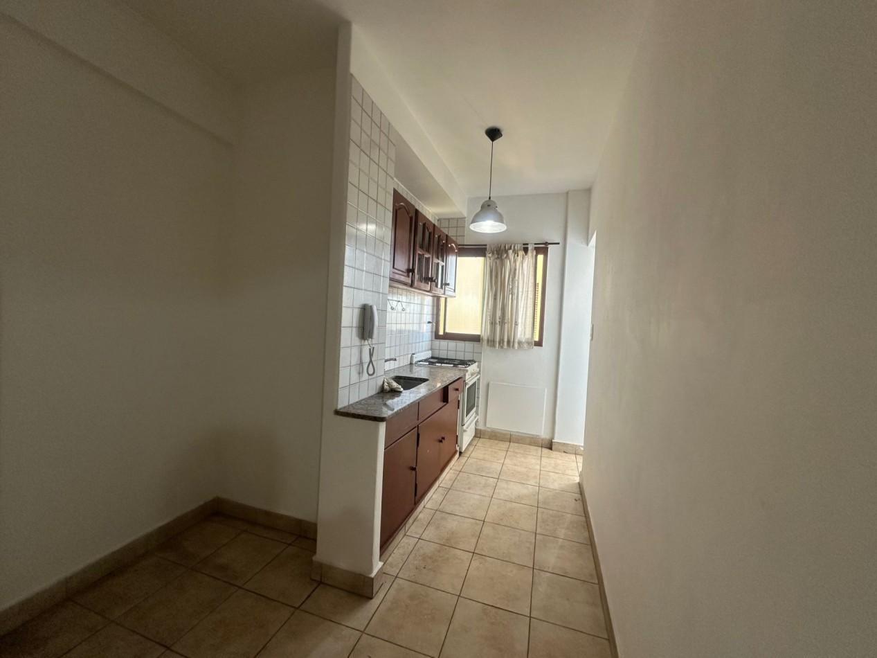 Foto de ALQUILER 3 AMBIENTES EN 5° PISO. LOMAS DE ZAMORA, imagen 5
