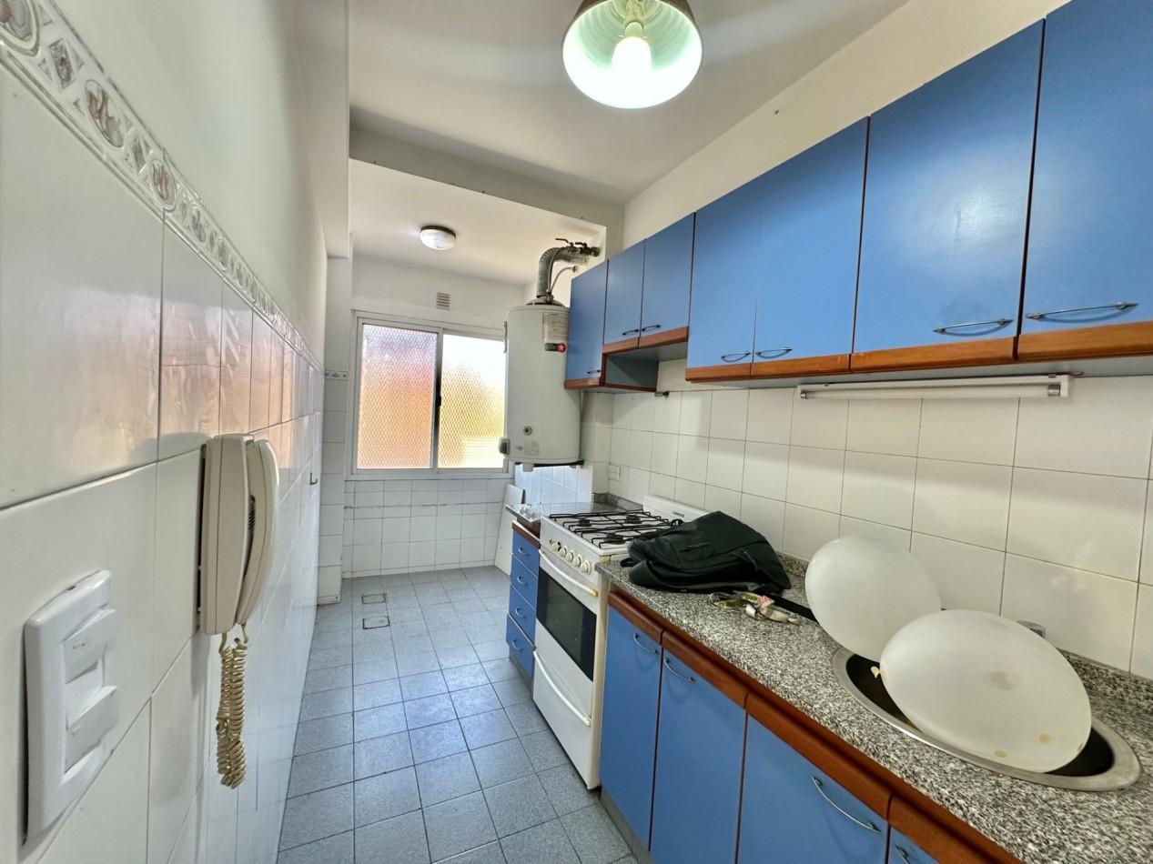 Foto de impecable departamento 2 ambientes con cochera lanus oeste, imagen 3
