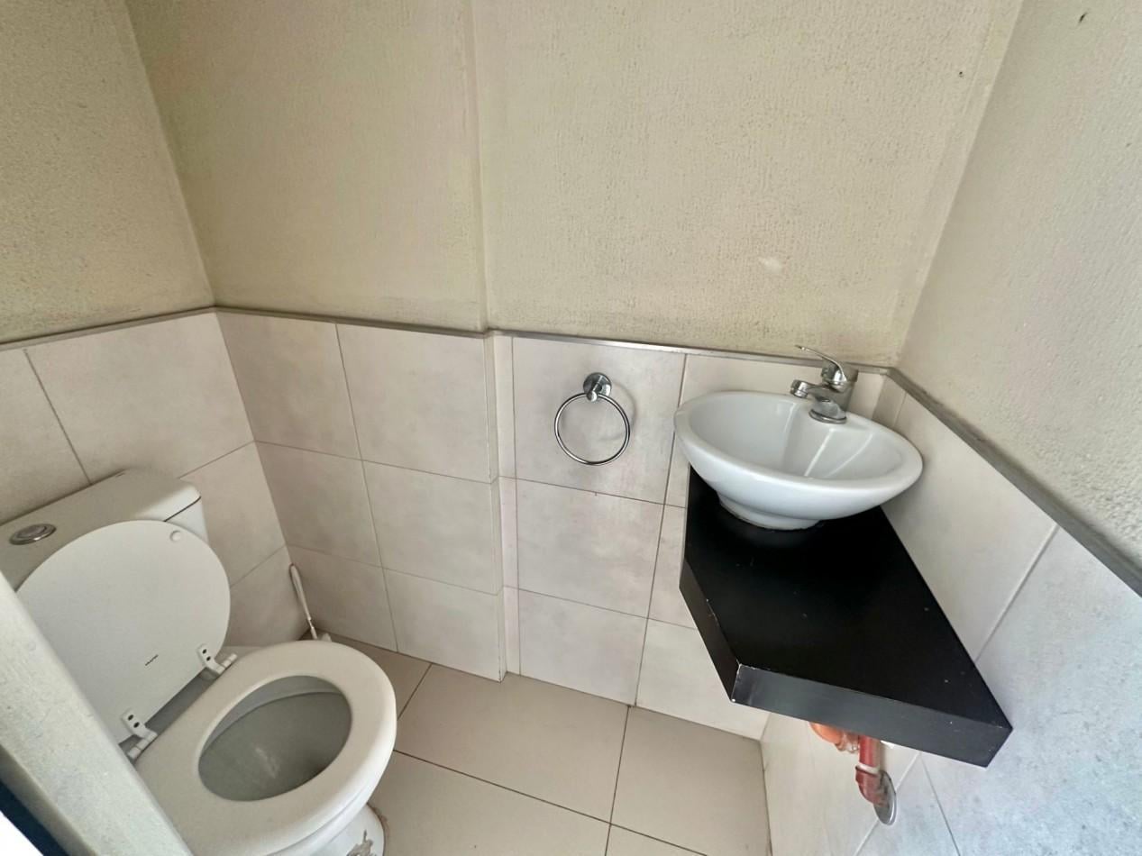 Foto de PORTELA 290 1er PISO DTO ALQUILER DEPTO 2 AMBIENTES TIPO LOFT LOMAS, imagen 4