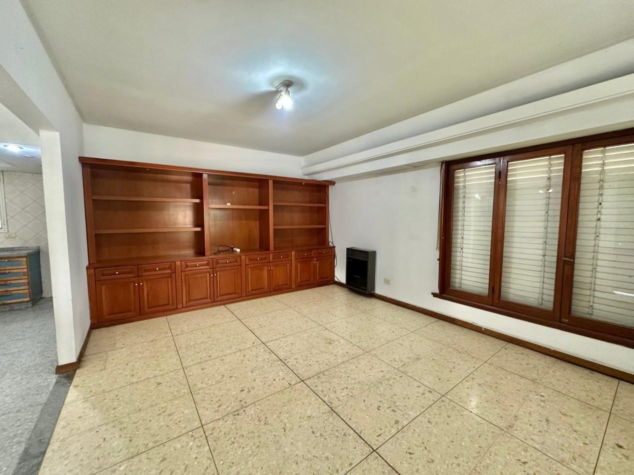 Foto de Departamento 3 ambientes en PB con patio, parrilla y cochera - Temperley, imagen 4