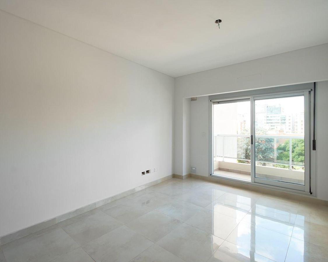 Venta. Monoambiente Al Ctfr C/ Balcón - Flores 3