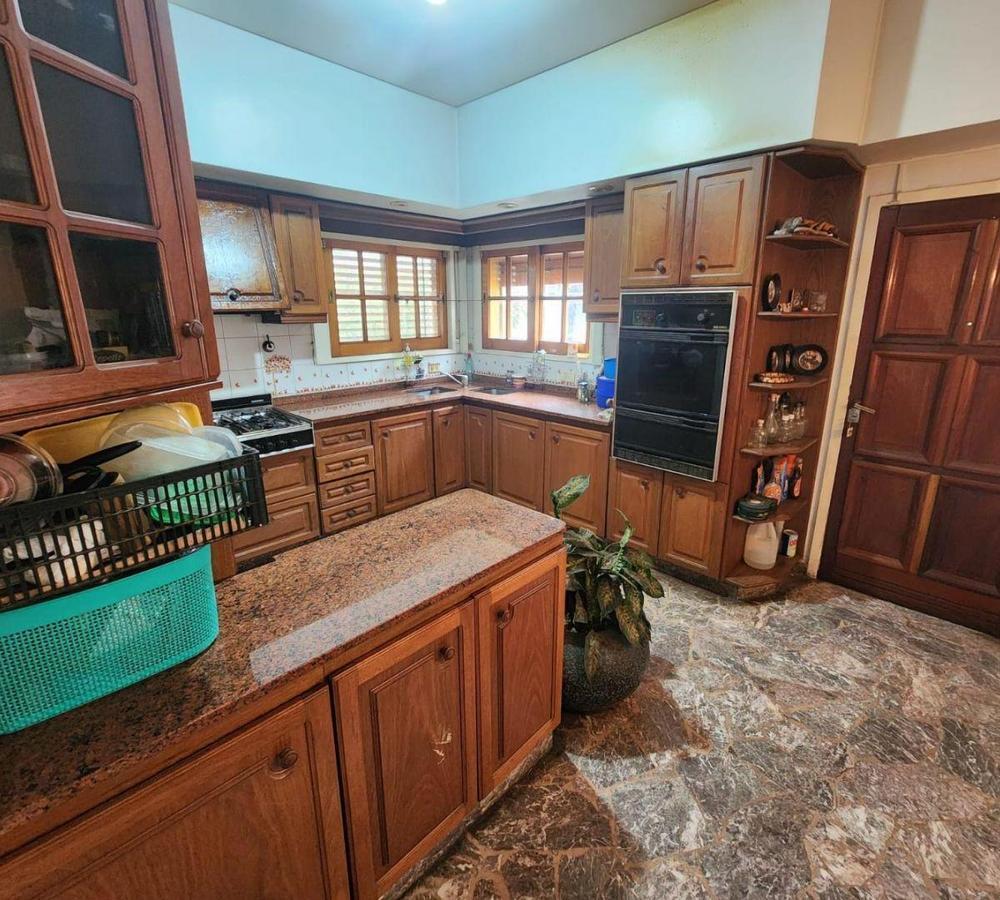 Casa 7 Ambientes o Mas. | Famatina Al 3900 4