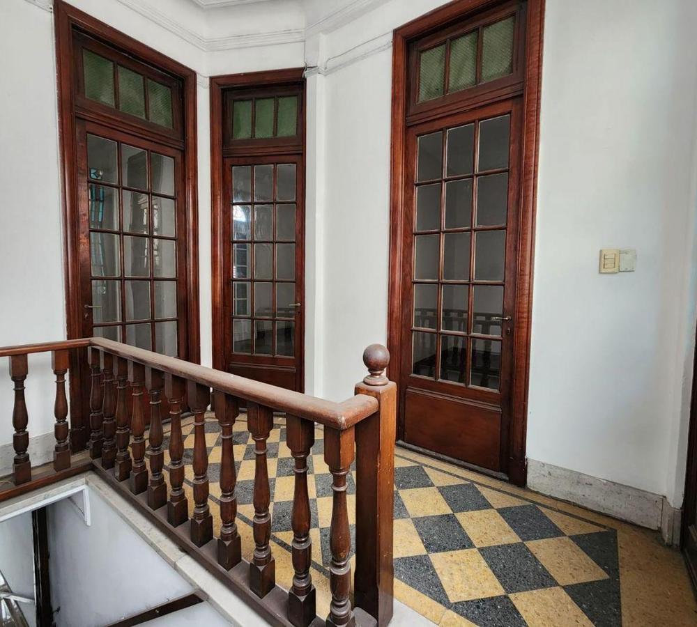 Venta - Inmueble 6 Amb C/ Terraza, Sin Expensas 2