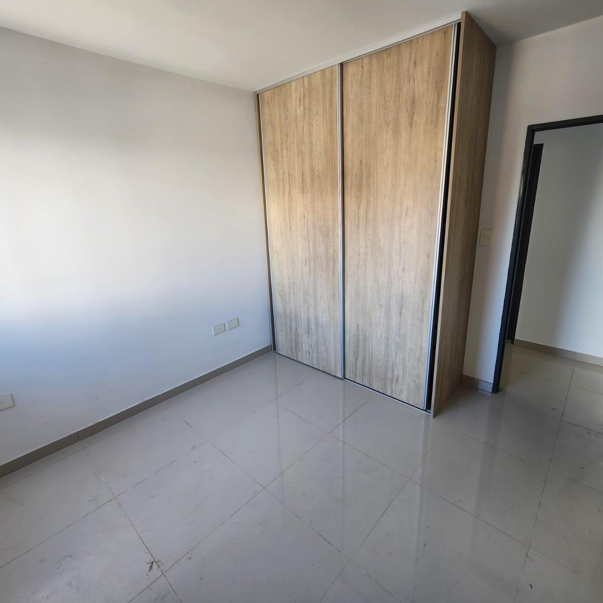 Foto de VENTA- 3 amb luminoso y moderno - Almagro, imagen 5