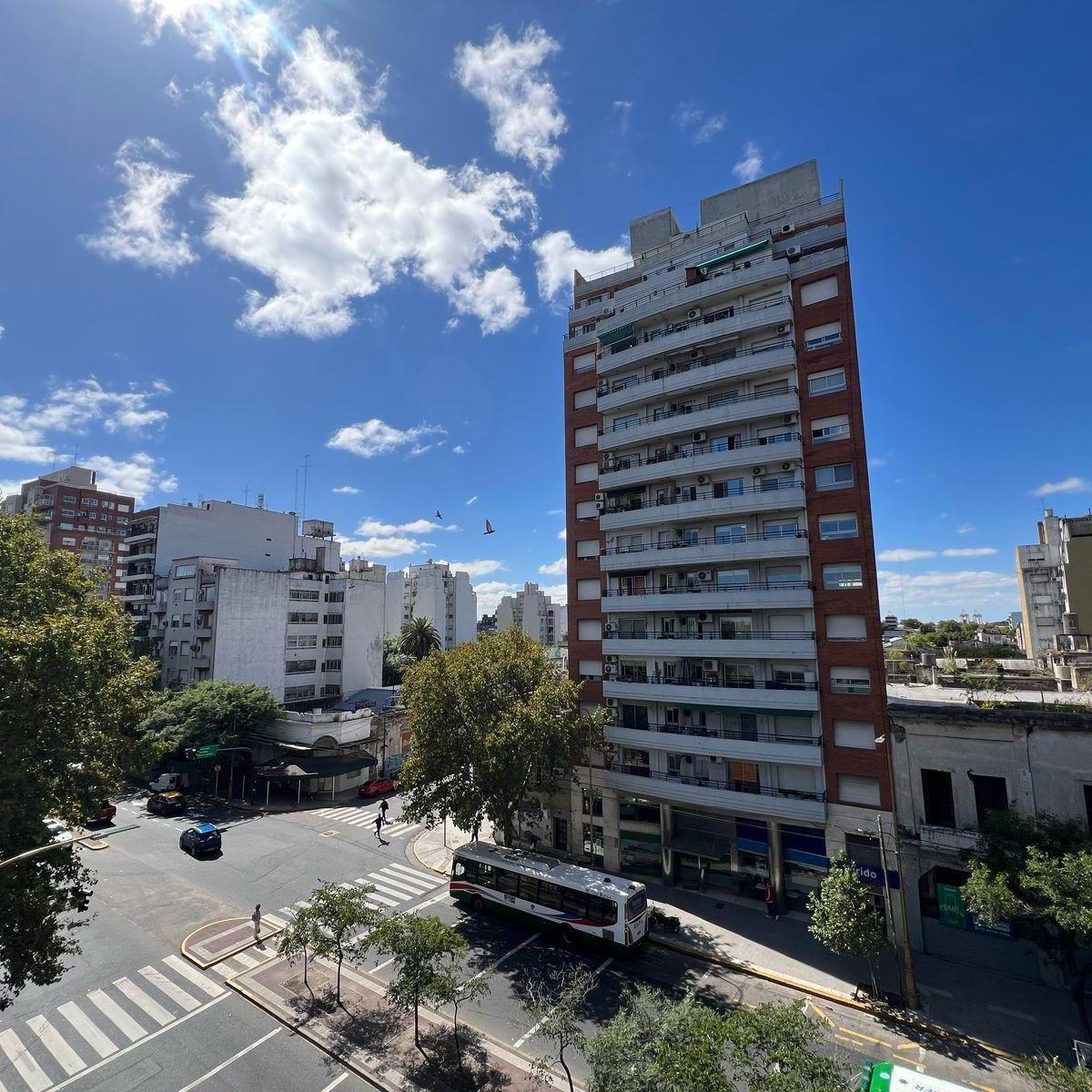 Venta - Depto 3 Amb - Luminoso Oportunidad 5