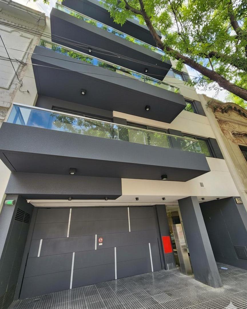 VENTA - 3 ambientes con balcon - San Cristobal