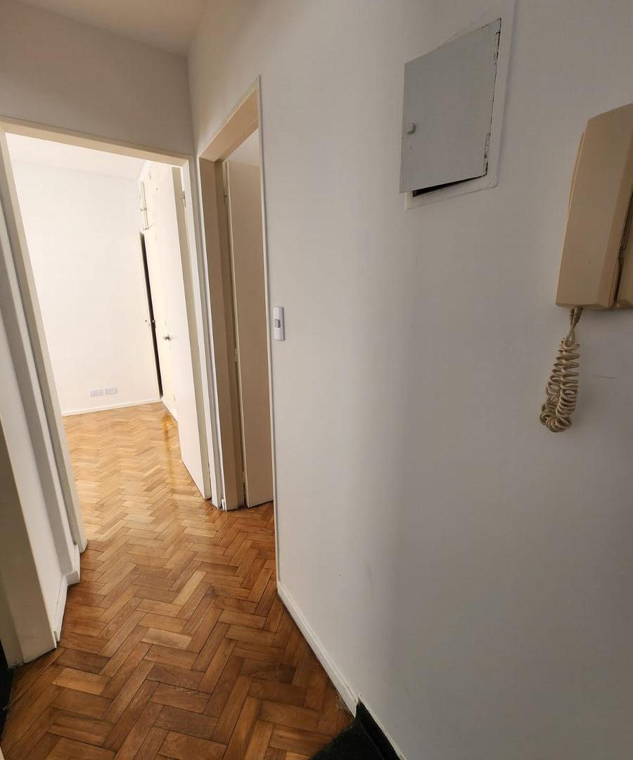 VENTA - Tres Ambientes al lateral, luminoso - Colegiales