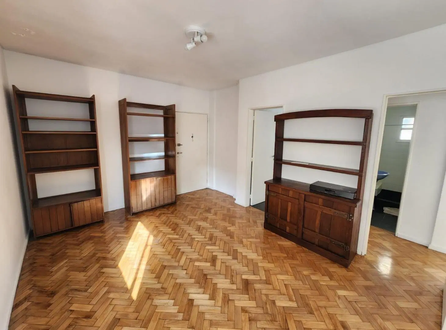 VENTA - Tres Ambientes al lateral, luminoso - Colegiales 4