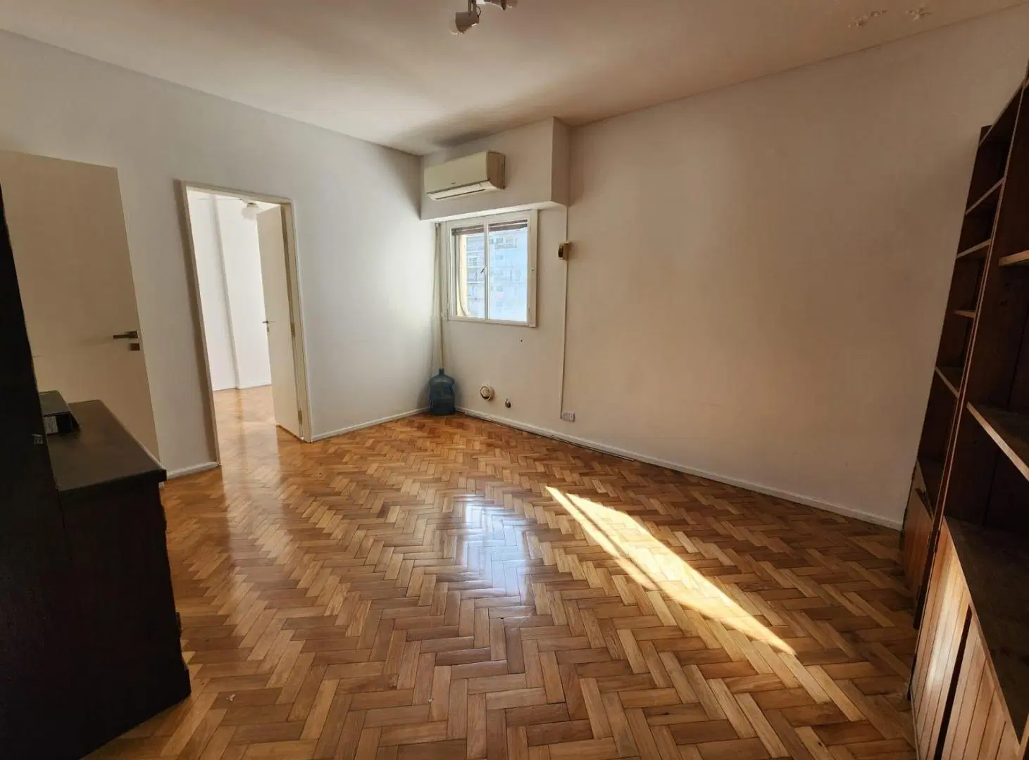 VENTA - Tres Ambientes al lateral, luminoso - Colegiales 5