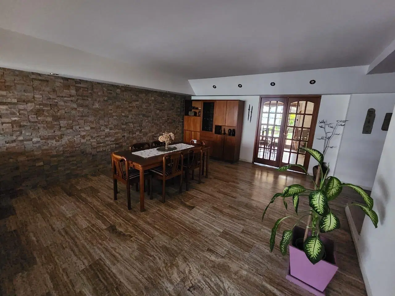 VENTA - Casa Cuatro Ambientes en lote propio - Pompeya 2