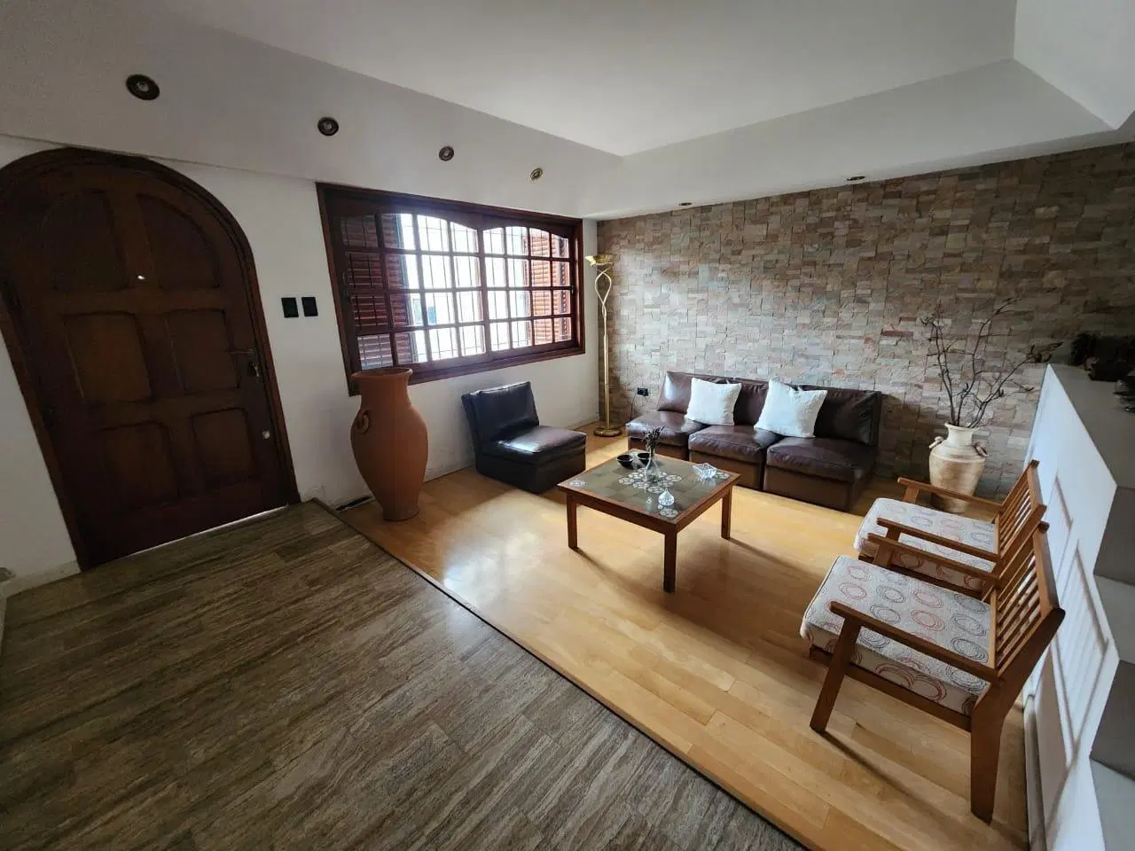 VENTA - Casa Cuatro Ambientes en lote propio - Pompeya 4