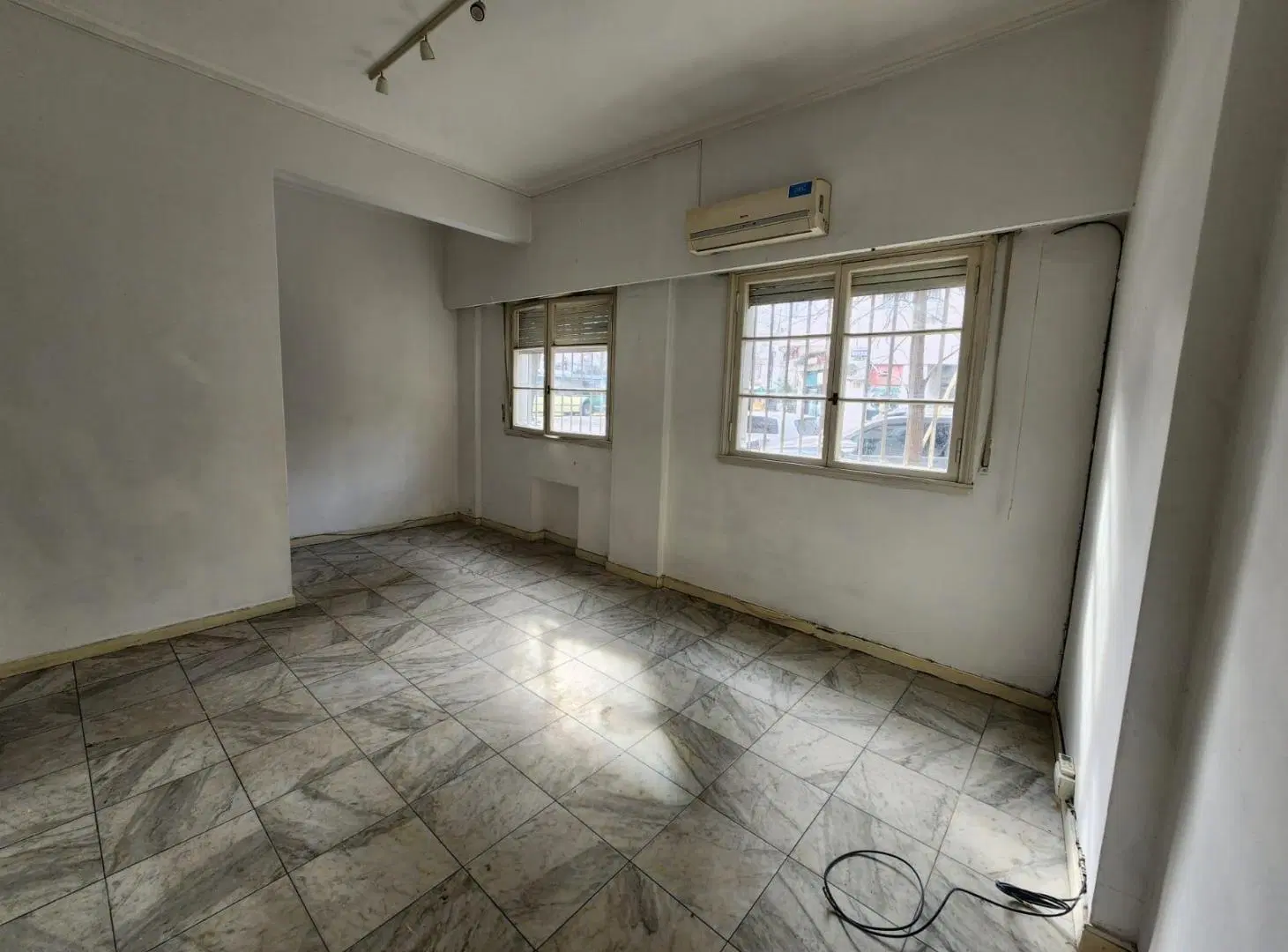 VENTA - 2 amb en planta baja - Caballito 2